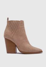 Load image into Gallery viewer, Chelsea Boot
