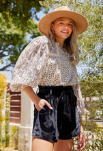Load image into Gallery viewer, High Rise Velvet Shorts
