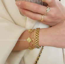 Load image into Gallery viewer, Clover Bracelet
