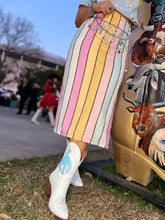 Load image into Gallery viewer, Frosting To The Cake
